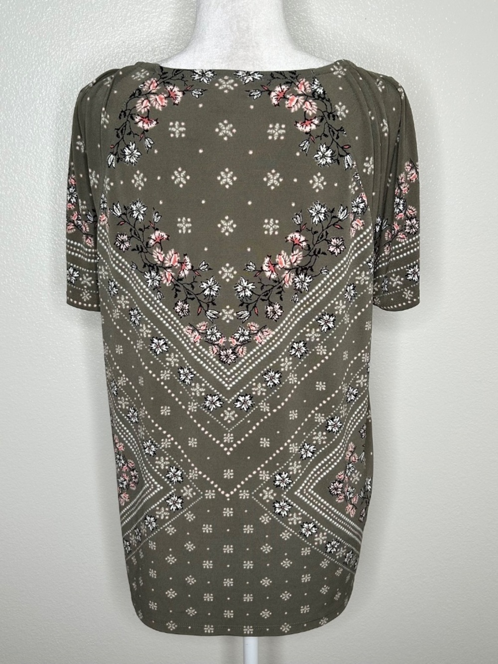 Style & Co Womens Gray Floral Pleated Jersey Top Flutter Sleeve Plus Size 1X EUC - Picture 6 of 10